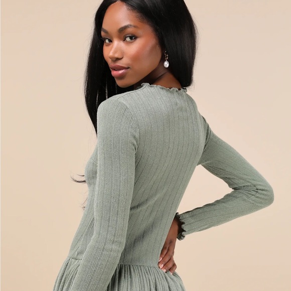 Lulus Bubble Hem Mini Dress- New with tags - Picture 2 of 6